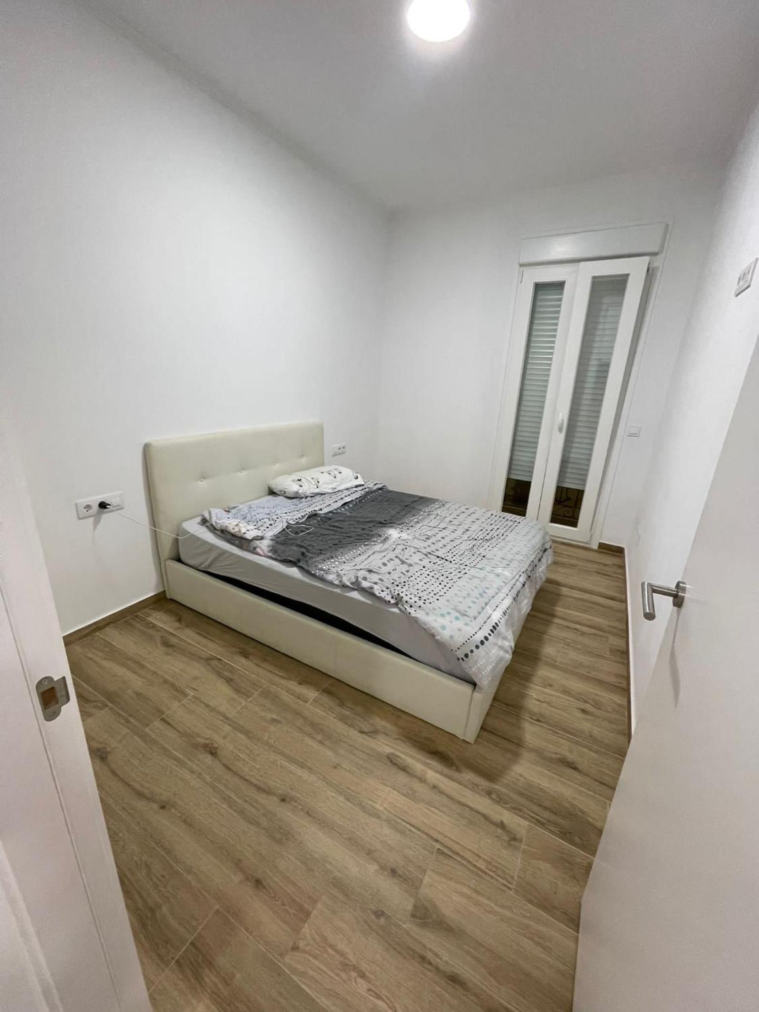 Apartments Jota Барселона Экстерьер фото